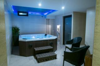 Gorgeous Villa - 1