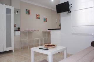 Nice and New Studio very close to the city center 2ºA - 8