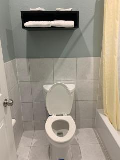 Crystal Suites - Houston - 2