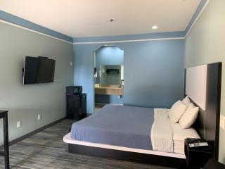 Crystal Suites - Houston - 5