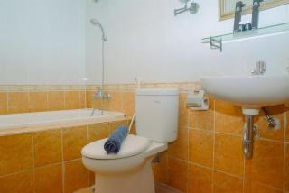3BR Business Residence at Grand Palace Kemayoran Apartment By Travelio - 5
