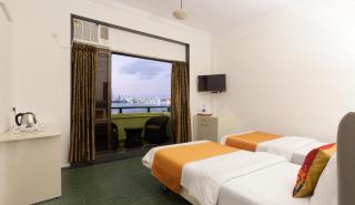 Sea Green South Hotel - Bombay - 7
