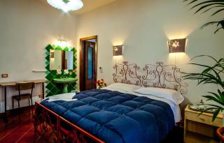 Hotel Villarosa con Vespa Rent - 5