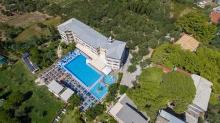 Koukounaria Hotel & Suites - 1