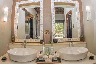 Thornybush Simbambili Lodge - Sabi Sand Game Reserve - 9