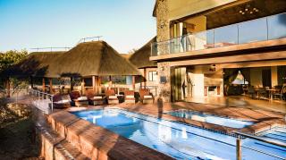 Zebula 8 Bedroom Lodge – IV1 - Mabula - 3