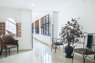 Hotel Colonial Plaza - Bucaramanga - 1