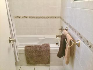 Burley's Executive Garden Suite - Peterborough - 6