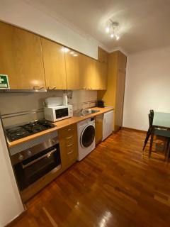 Prime Location - Historic District with Private Parking - Lisbona - 2