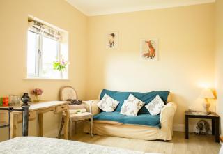 Accommodation Bristol Airport - Redhill - 1