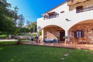 Alia Stone Villa-Ideal for families-Heated pool - Nohia - 3