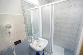 Funny Palace Hostel - Roma - 8