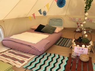 Glamping Kaki - Medium Bell Tent - 9