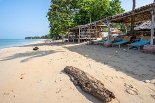 Isara Lanta Beach Resort - Koh Lanta - 9