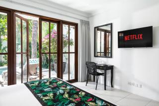 Villa Merah - 1