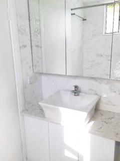 Relaxed Private Double Room in Carramar - Close to Station - Shared Bathroom - Sydney - 2