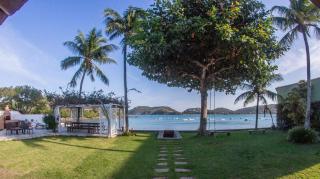 Mansão Pé na Areia da Praia da Ferradura - 0