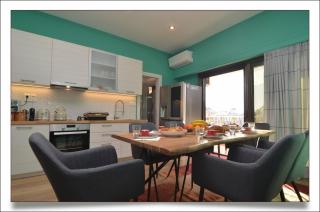 Sophia's Penthouse Apartment With Jacuzzi and Acropolis View From Big Terrace - Athen - 0