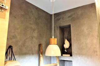 Cosy Industrial Style Little Home just 5minutes from Waterfront - Tessalónica - 8