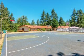 Chehalis Camping Resort One-Bedroom Cabin 2 - Onalaska - 3