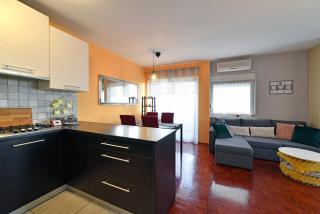 Apartments High - 2