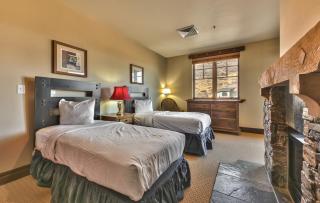Miners Club 4 Bedroom Loft by Canyons Village Rentals MC12A - Park City - 5