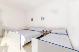 Apartments Tomislav - Trogir - 1