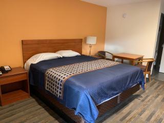 Desert Inn Motel - Corona - 2