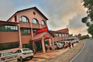 Kasang Regency Hill Resort - Lansdowne - 0