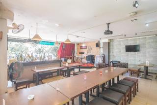 RedDoorz at H Agus Salim Street Pontianak - Pontianak - 7
