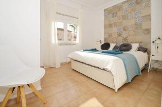 Punta Prima Pleasure with private parking in a gated community close to the beach - 2