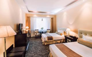 Chinggis Khaan Hotel - 1