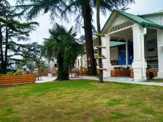 Hotel Pine Retreat Mallroad - Mussoorie - 0