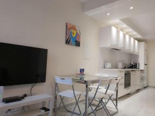 Galatex Beach Apartment - Limassol - 7