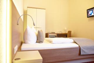 Hotel Prinzregent - Nuremberg - 3