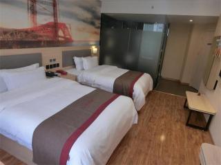 Thank Inn Plus Hotel Guangxi Liuzhou Donghuan Road Hualinjundi - Liuzhou - 3