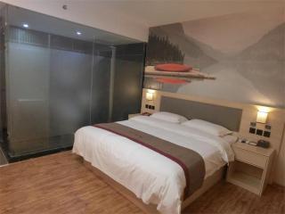 Thank Inn Plus Hotel Guangxi Liuzhou Donghuan Road Hualinjundi - Liuzhou - 2