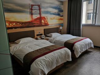 Thank Inn Plus Hotel Jiangsu Taizhou Taixing Economic Development Zone Binjiang Town - Taizhou - 1