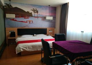 Thank Inn Plus Hotel Shanxi Yanan Ganquan County North Railway Station - Yan’an - 1