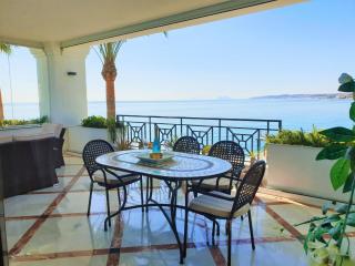 LUXURY APARTMENT FRONTAL TO THE SEA IN ESTEPONA DONCELLA BEACH - Estepona - 7