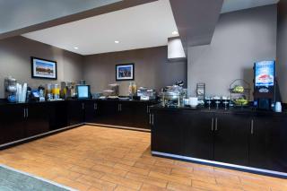 Ramada by Wyndham Glendale Heights/Lombard - Glendale Heights - 7