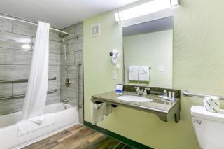 Rodeway Inn Kingston Springs - 3