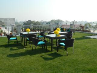 76 Friends Colony - 2