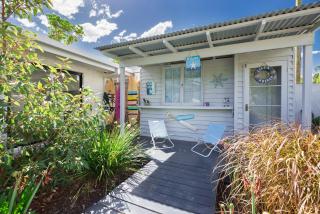 Lamour Holiday Beach House - Gold Coast - 0