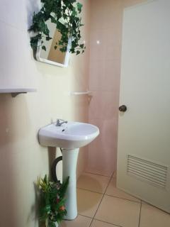 Pink Kangaroo Bungalows - 1