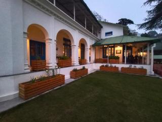Hotel Pine Retreat Mallroad - Mussoorie - 4