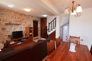 Holiday Home Tina - Lokva Rogoznica - 2