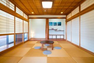 HOLIDAY INN GARAKUTA - 9