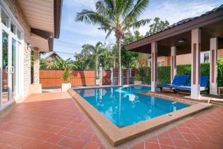 Rawai Private Villas - Pools and Garden - Rawai Beach - 3