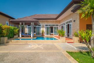 Rawai Private Villas - Pools and Garden - Rawai Beach - 4